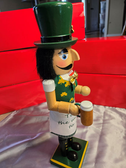 Leprechaun Nutcracker, St. Patrick’s Day Decor, Irish Nutcracker Figurine, Green Hat Shamrock Outfit
