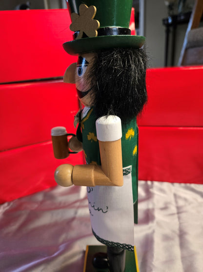 Leprechaun Nutcracker, St. Patrick’s Day Decor, Irish Nutcracker Figurine, Green Hat Shamrock Outfit