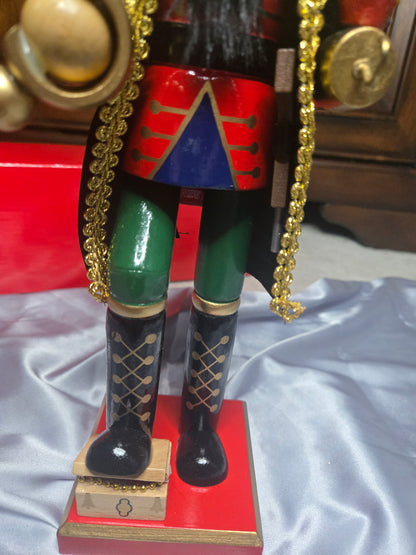 Wooden Swashbuckler/Pirate Nutcracker – Hand-Painted Christmas Decor – Sword & Parrot Nutcracker Figure