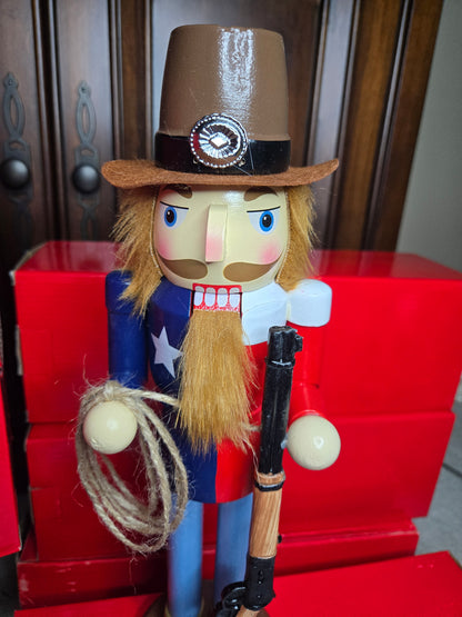 Texas Cowboy Nutcracker – Wooden Western Decor with Lasso, Rifle