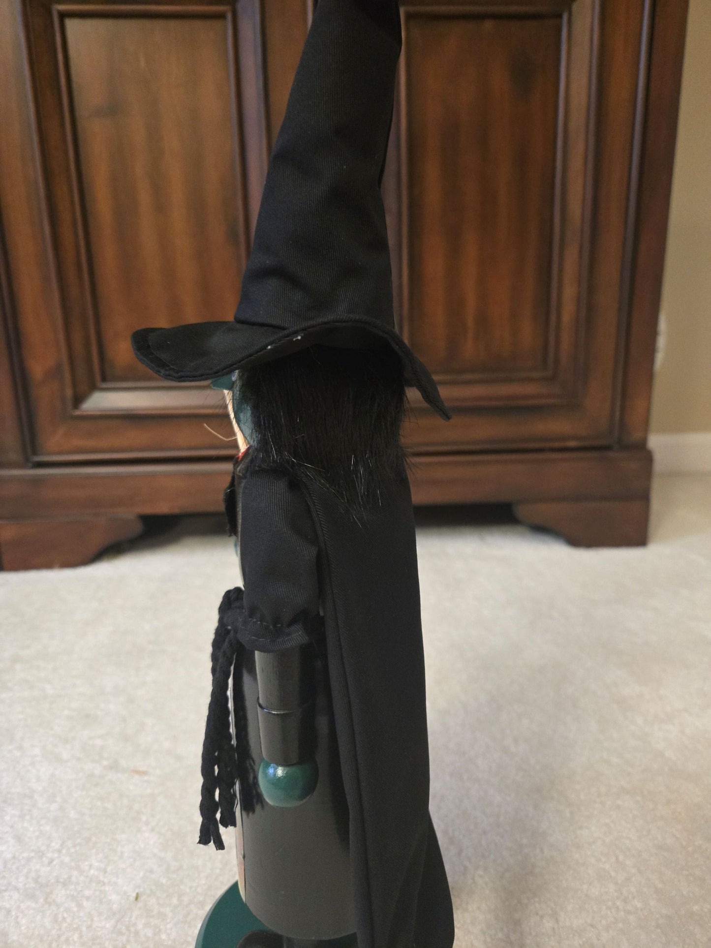 Wicked Witch Halloween Nutcracker, Hand-Painted Wizard of Oz Emerald City Scene, 14-inch Decor